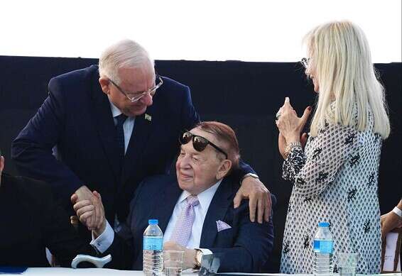 נשיא המדינה ריבלין עם שלדון ומרים אדלסון // צילום: מארק ניימן, לע"מ